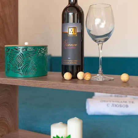 орфеевите песни Guest house