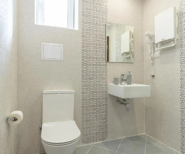 בית הארחה орфеевите песни *